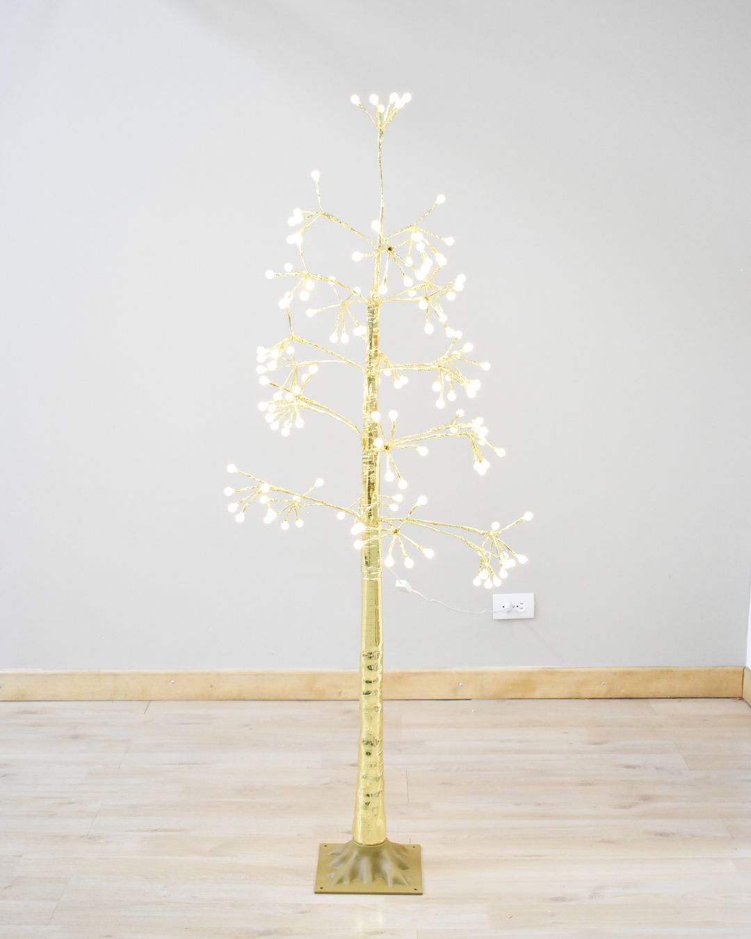 Árbol con Luces 1.50 mts - Ref. AZ103