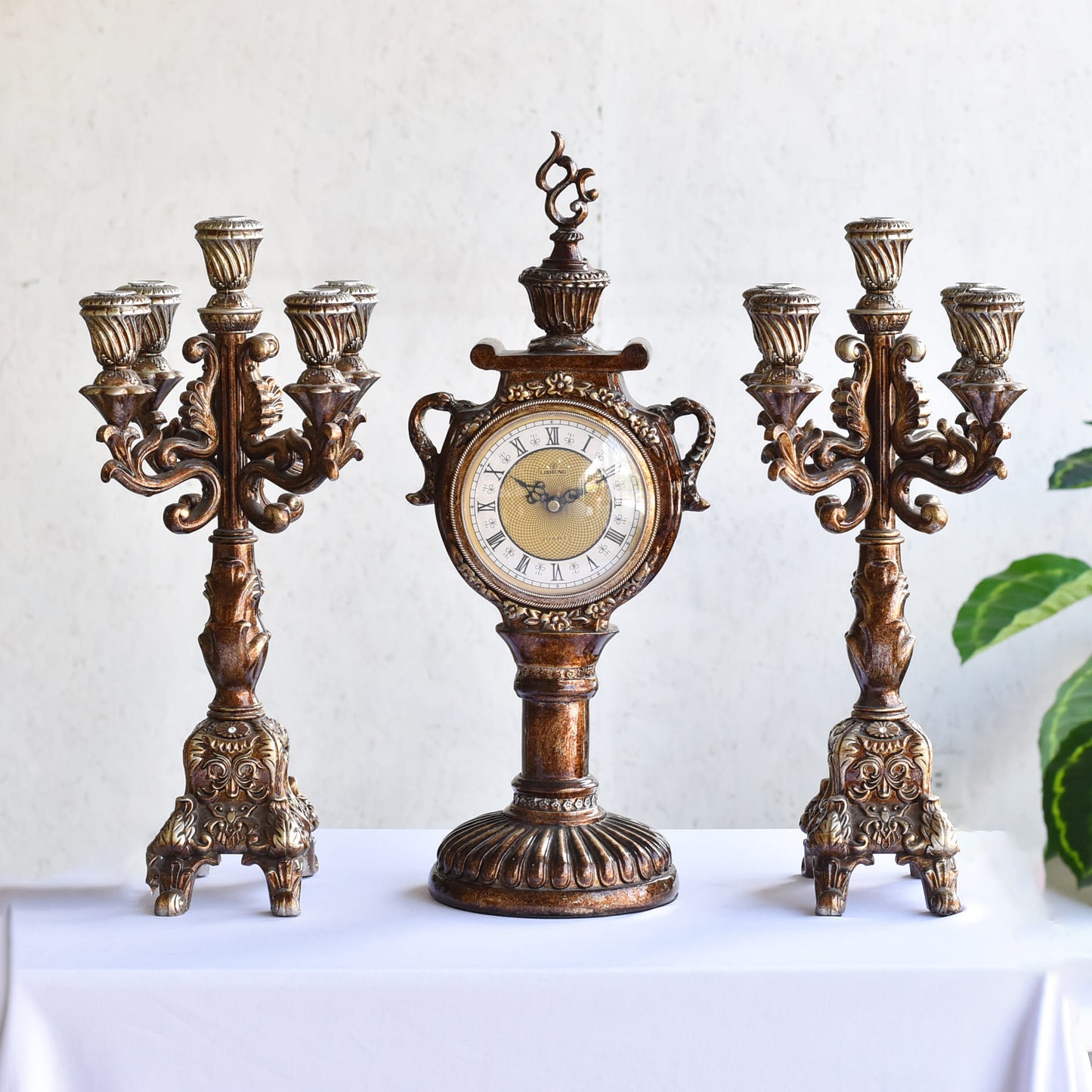 Candelabro con Reloj 55x24 cms - Ref. ZF919AKY