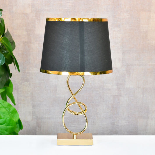 Lampara Con Caperuza 52x26 cms - Ref. AR5504D