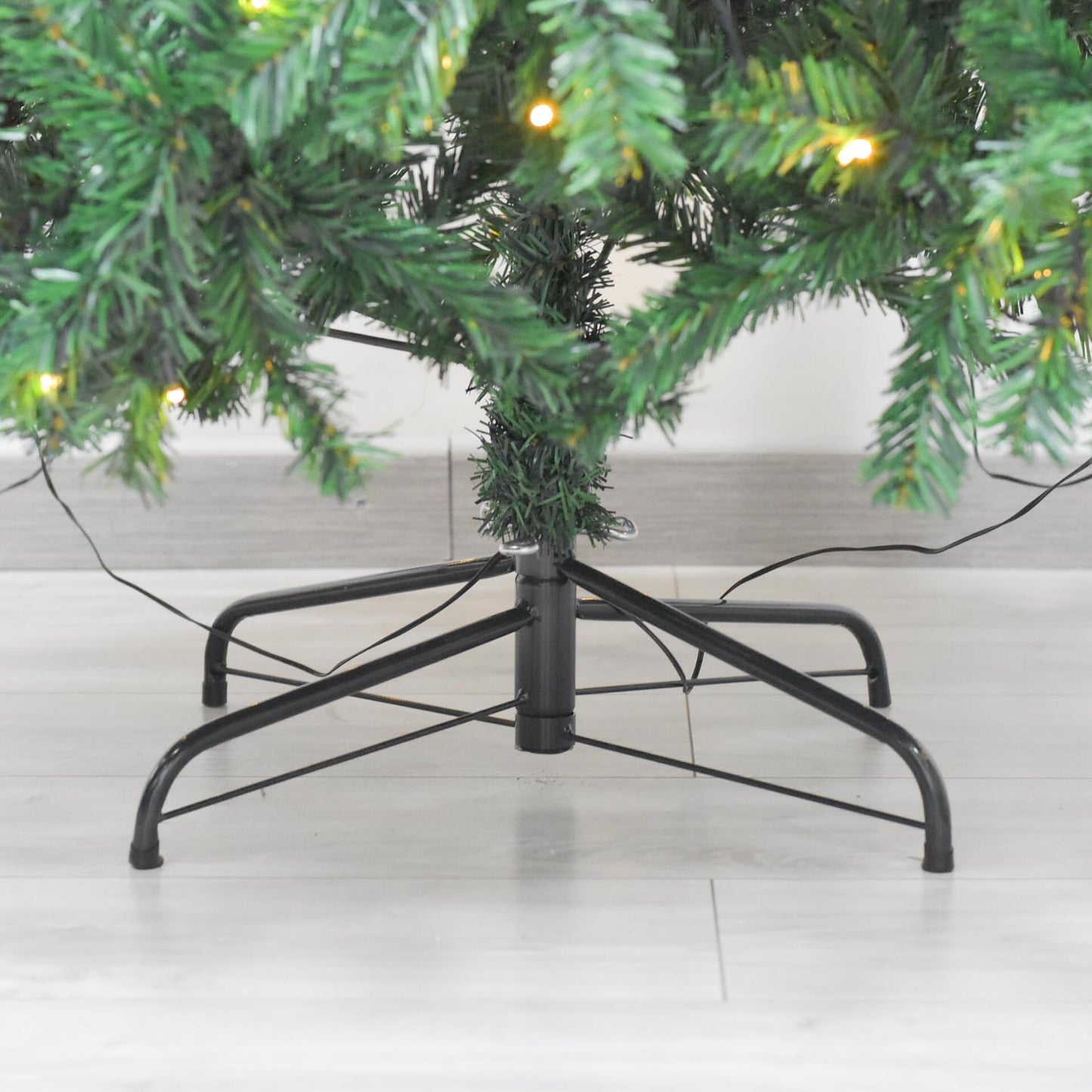 Árbol con Luces 1.80 mts - Ref. SA01